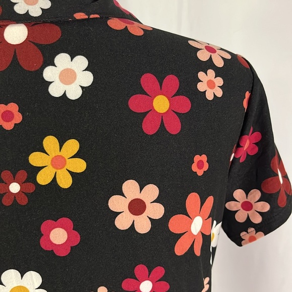 NWT No Boundaries Multicolor Floral Print Button Front Shirt Dress - Picture 12 of 16